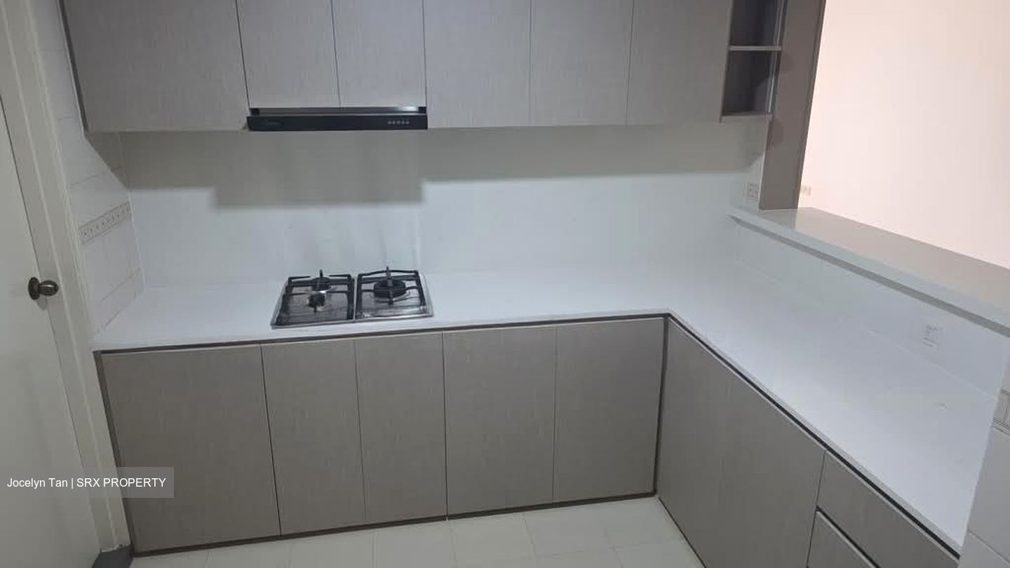 Grande Vista (D28), Condominium #585588741